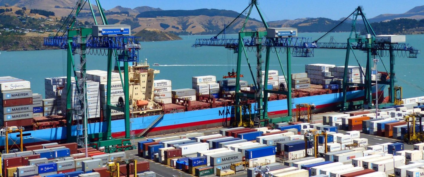 climate change, merchant vessels, Maersk, fuel, methanol