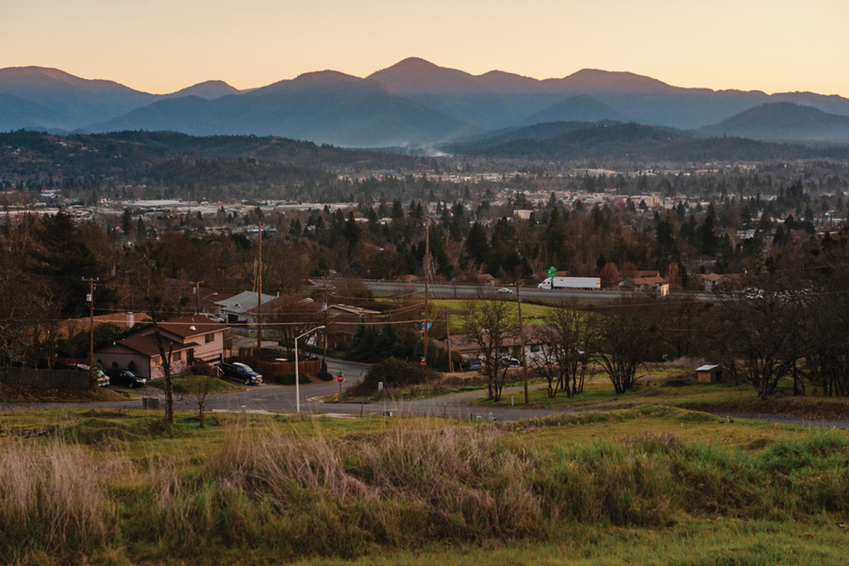 Grants Pass, Oregon, Dusk