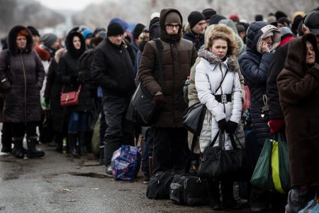 border, crossing, Mayorsk, Donetsk