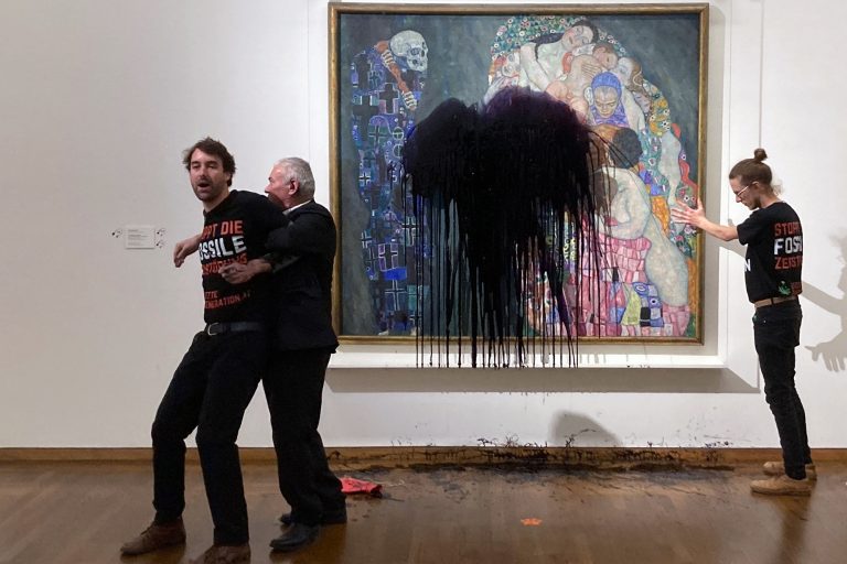 Climate activists, Vienna, Gustav Klimt