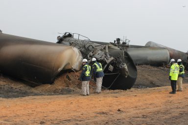 NTSB investigators, derailment, Iowa