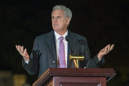 Kevin McCarthy, Christmas Tree lighting