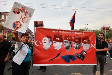 Protest_Signs_Azerbaijan_04_3x2.jpg
