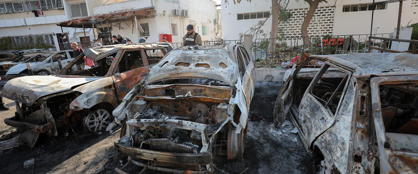 Palestinians, evacuate, al-Ahli Hospital