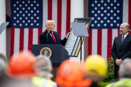 Donald Trump, tariffs