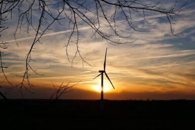 climate crisis, renewable energy, transition, accelerating, World Economic Forum report