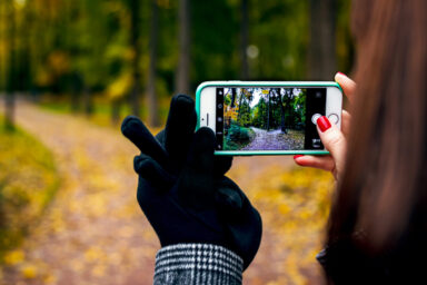 tech, mobile phones, security, sophisticated spyware, zero-click attacks, safety tips